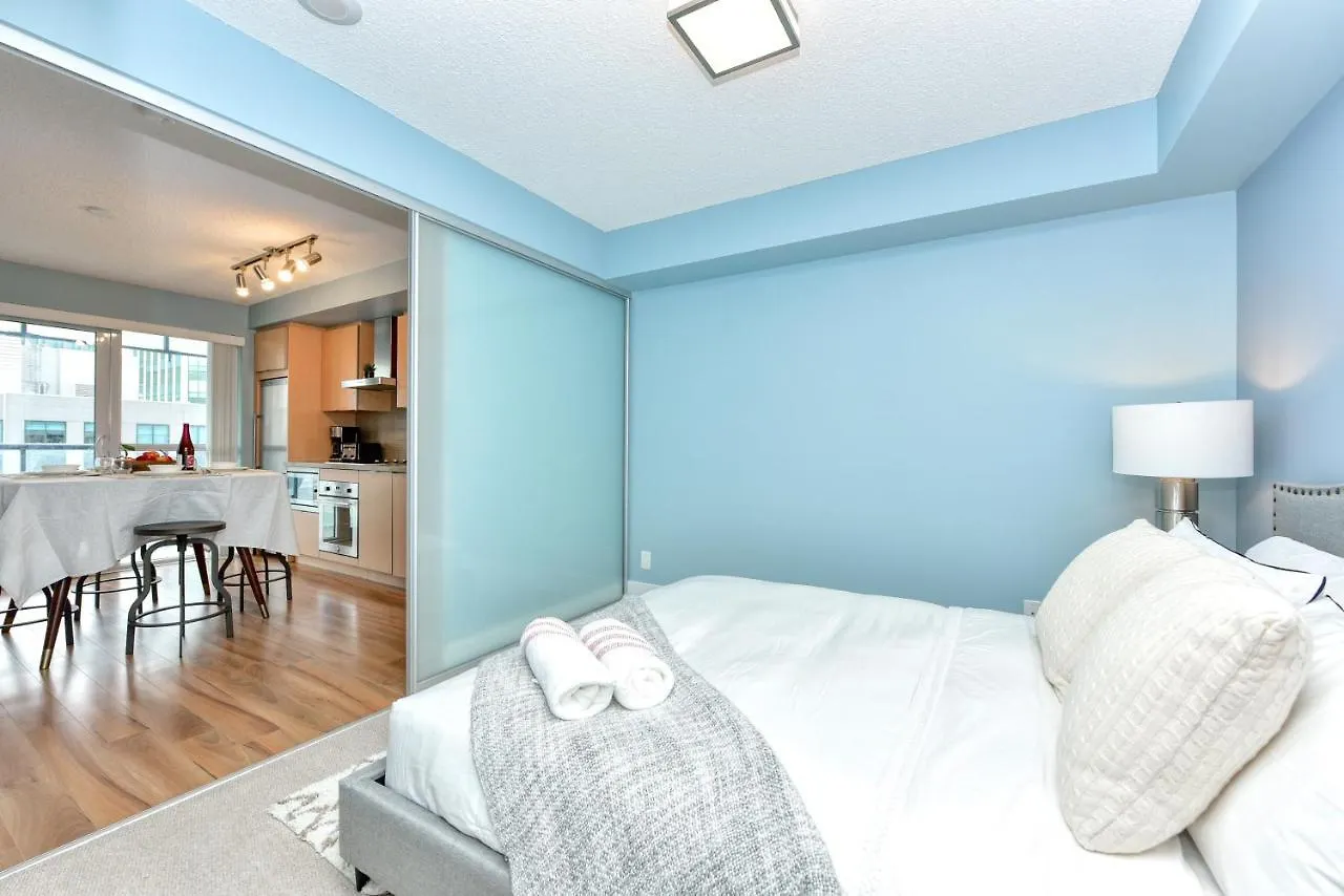 300 West Apartments Toronto