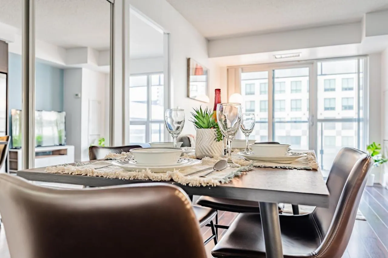 300 West Apartments Toronto Canada