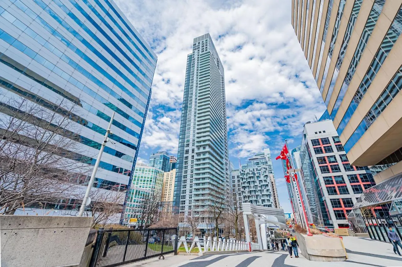 300 West Apartments Toronto Canada