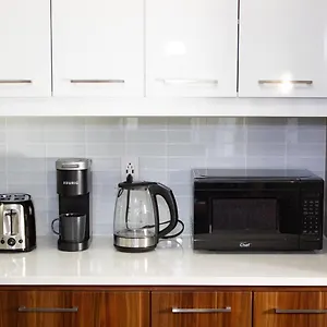 Shiny Spacious With Perfect View In Crescent Montreal
